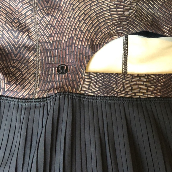 Lulu lemon tank - Picture 3 of 3